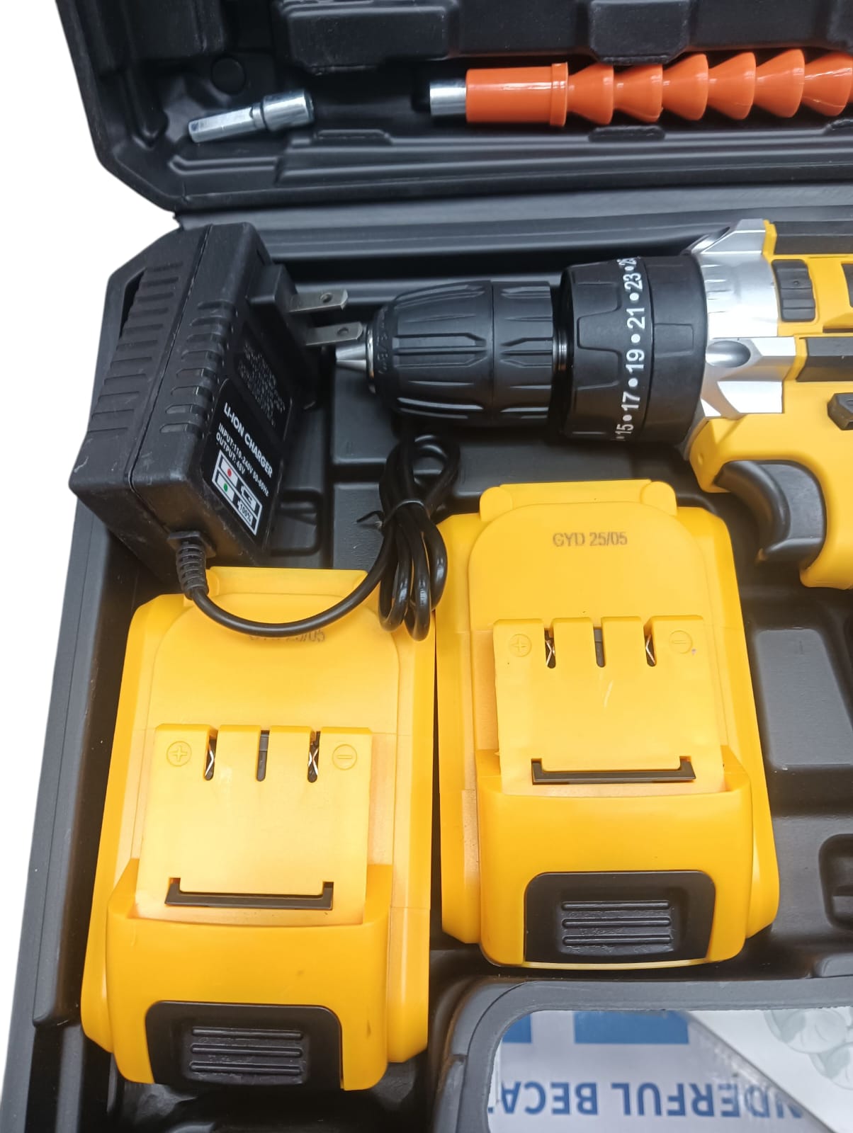 Taladro Inalambrico disponible en Yaxa Colombia